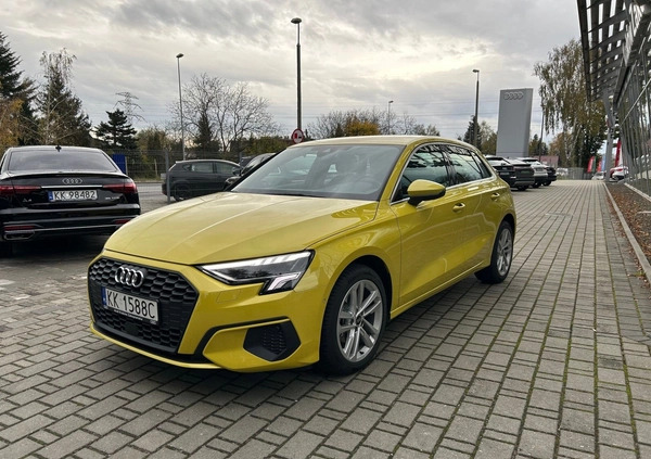 Audi A3 cena 121900 przebieg: 12512, rok produkcji 2023 z Toruń małe 254